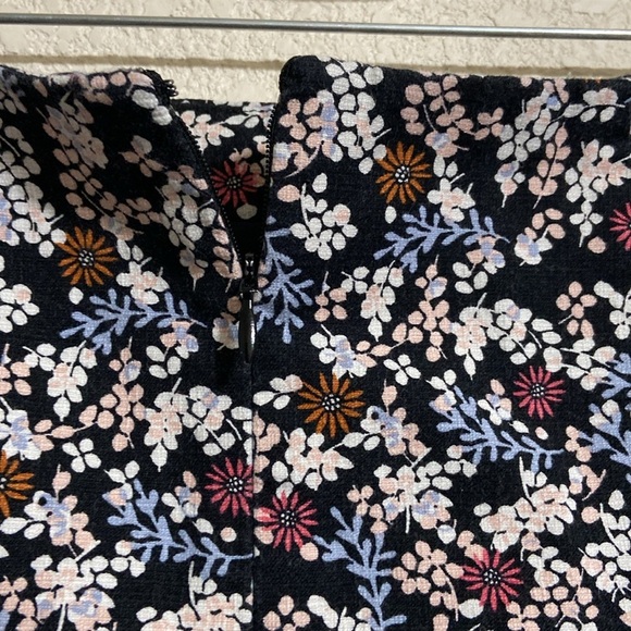 ANN TAYLOR LOFT SKIRT - Picture 7 of 9